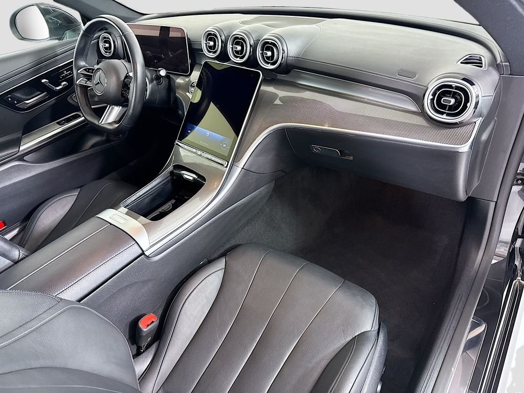 Certified Used 2025 Graphite Gray Metallic Mercedes-Benz CLE 300 image 17