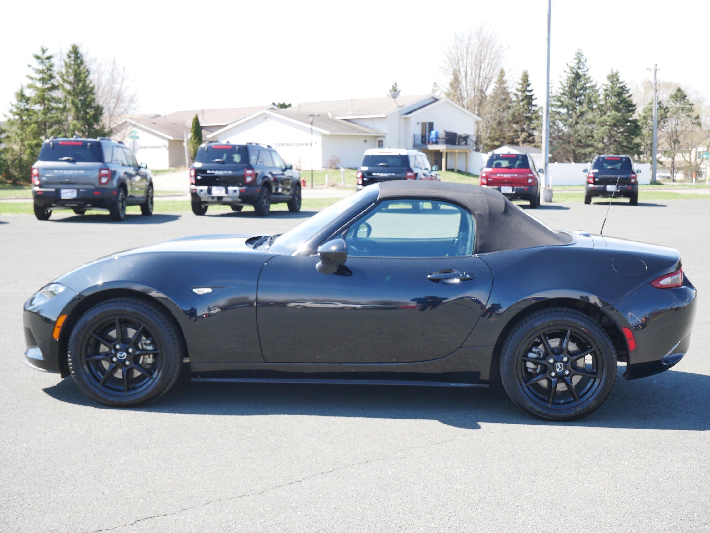 Used 2017 Mazda MX-5 Miata Sport with VIN JM1NDAB70H0121262 for sale in Hastings, Minnesota
