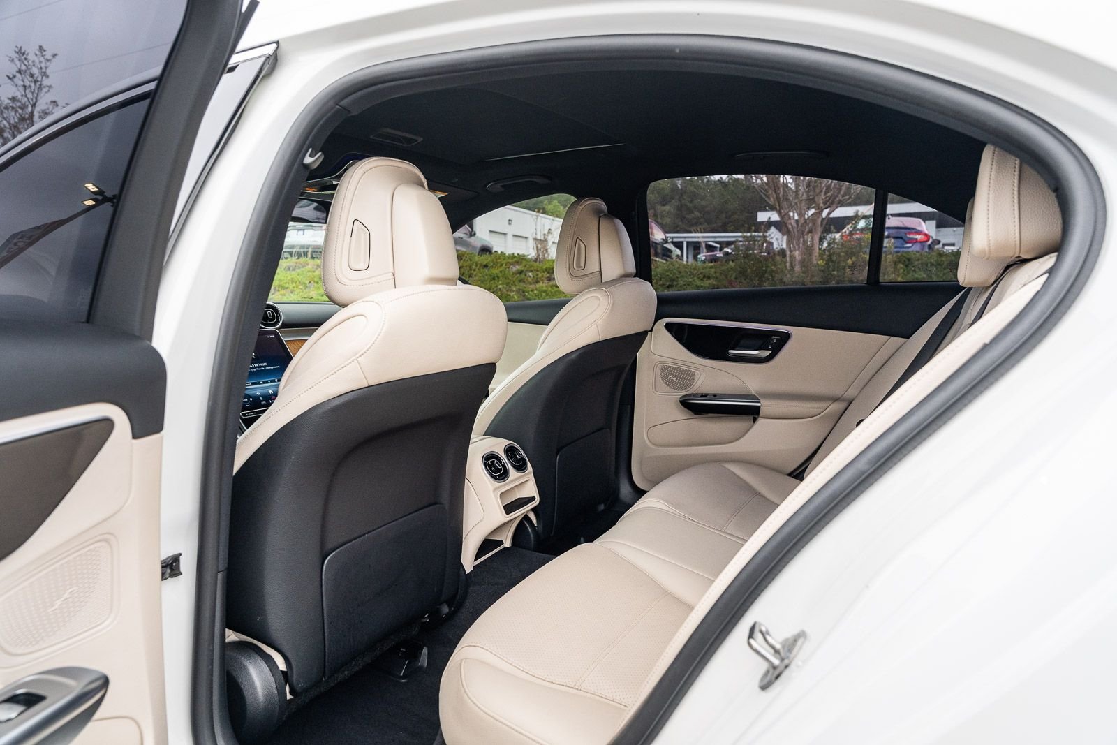 2022 Mercedes-Benz C-Class Sedan C 300 - Photo 14