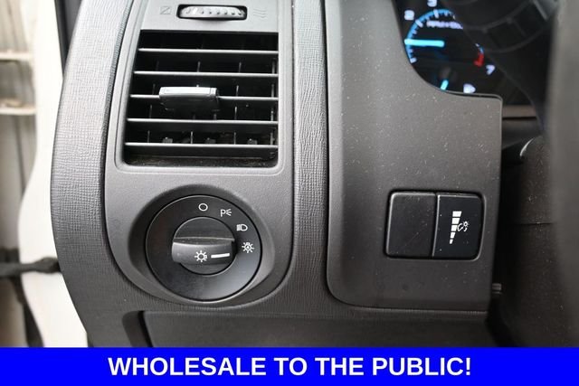 Used 2013 White Ford SE image 14