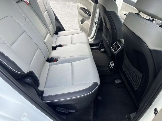 Used 2020 White Kia SX image 11