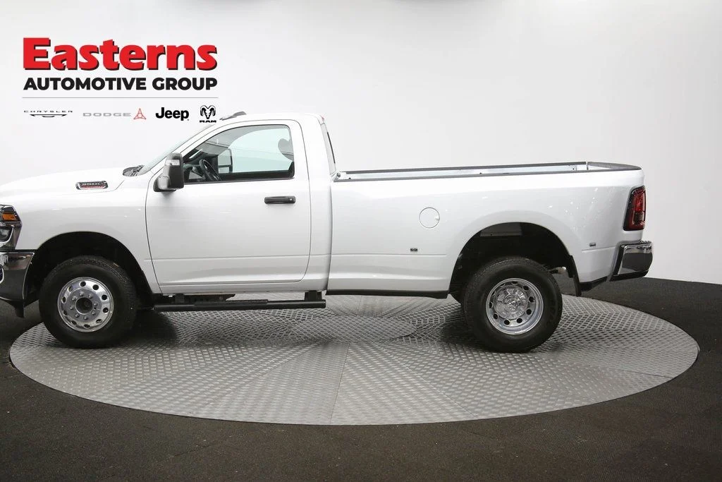 Used 2025 White Ram Tradesman image 61