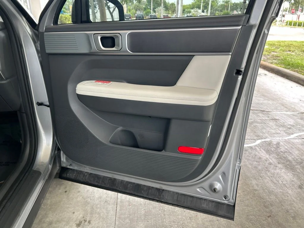 Used 2026 Silver Hyundai SEL image 27
