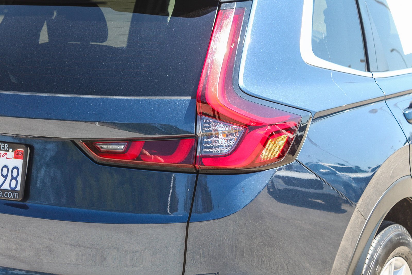 Used 2023 Canyon River Blue Metallic Honda EX-L image 9