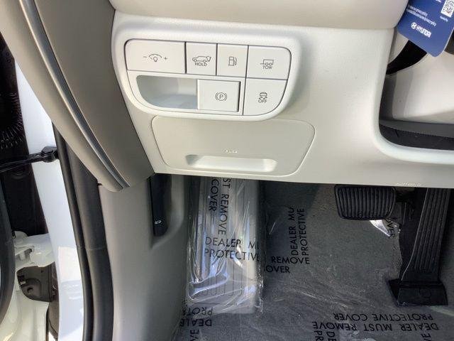 New 2026 White Pearl Hyundai SEL Premium image 29