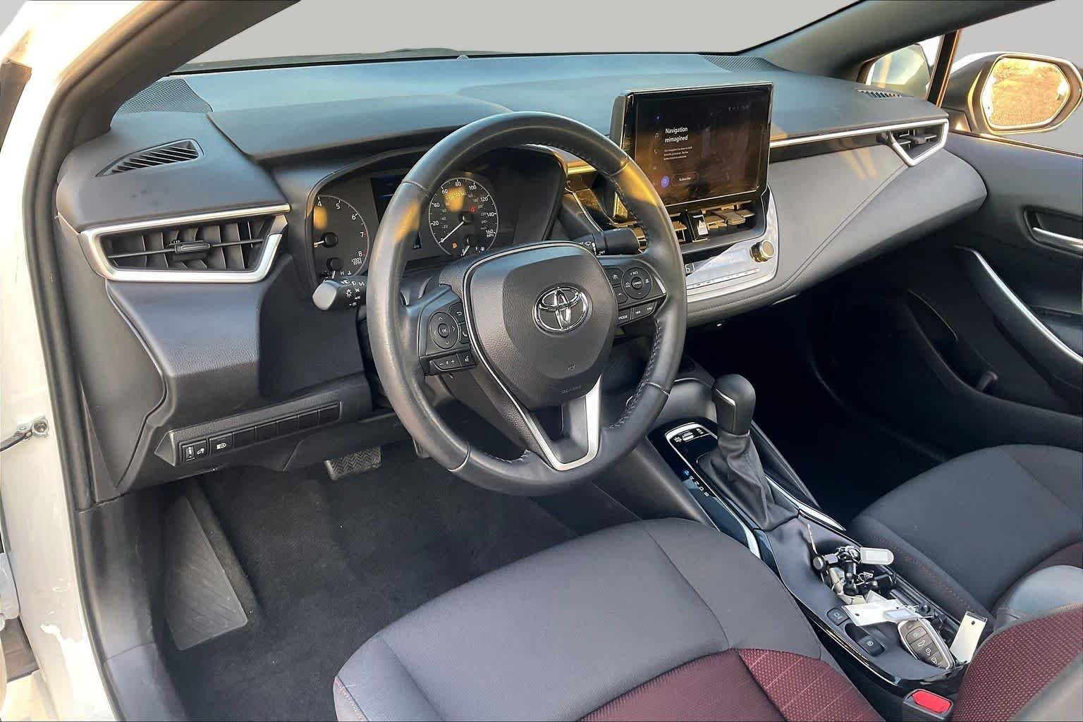 Used 2024 Ice Cap Toyota SE image 17