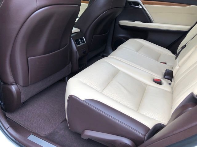 Used 2019 White Lexus 350 image 20