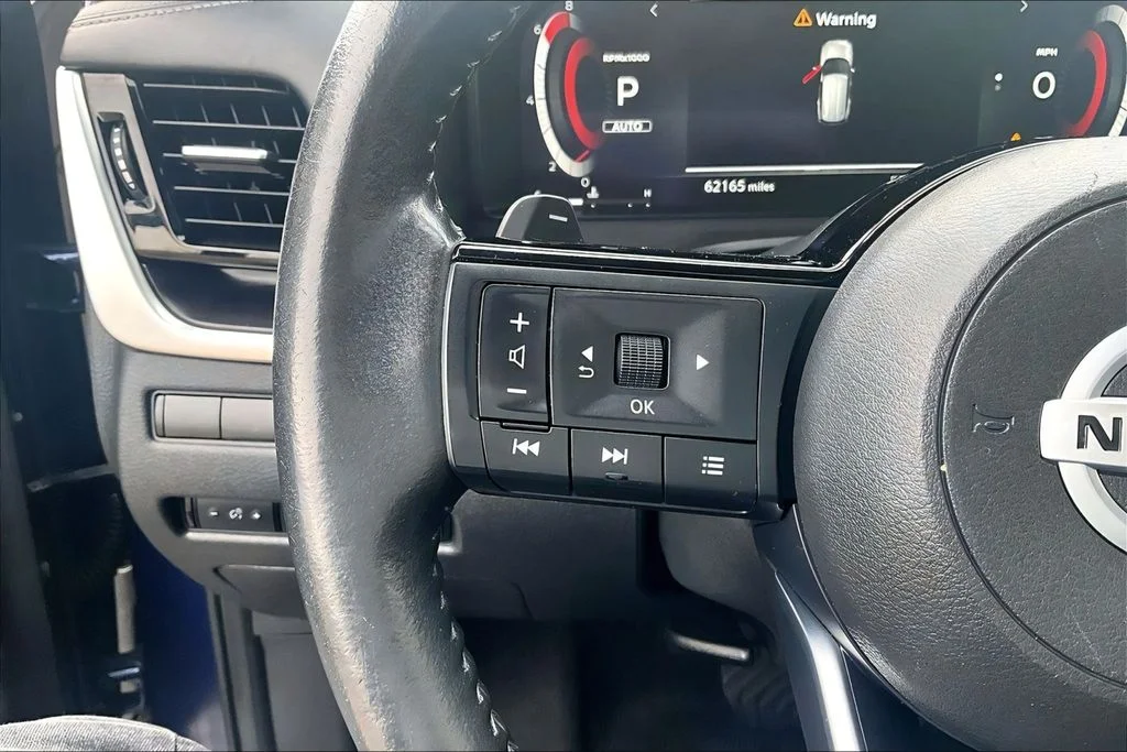 Certified Used 2021 Blue / Black Nissan Platinum image 17