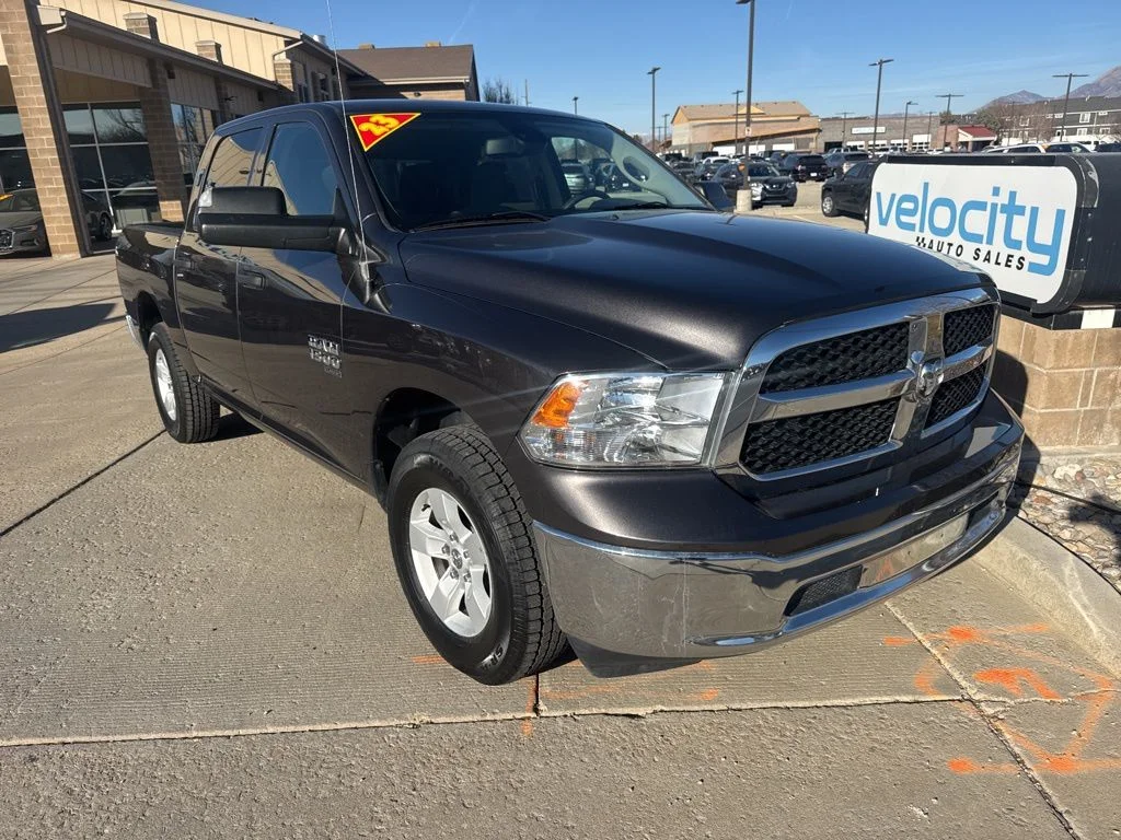 2023 RAM 1500 Classic SLT 4x4 Crew Cab 5'7's photo