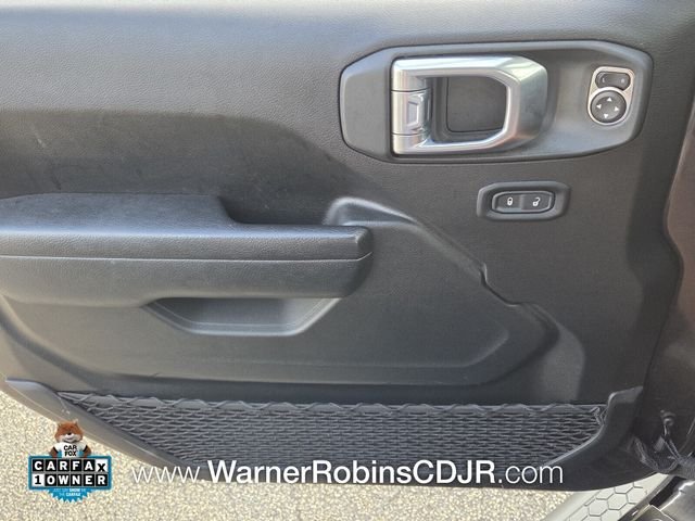 Used 2024 Gray Jeep Rubicon image 32