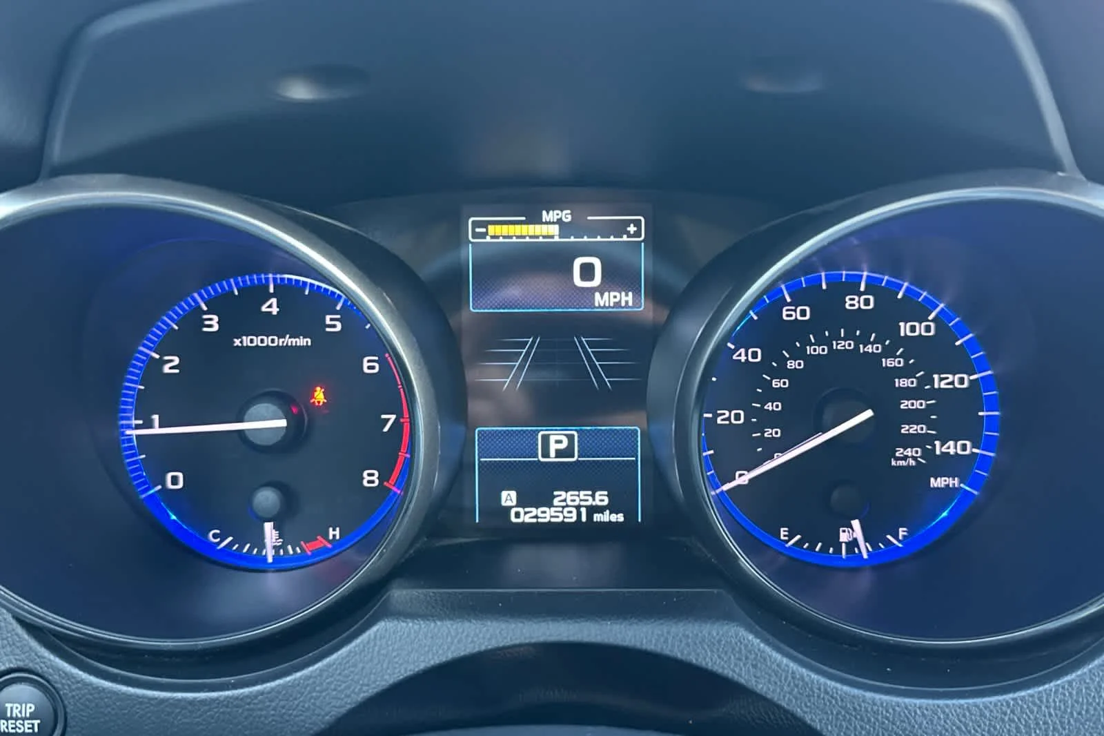 Used 2018 Twilight Blue Metallic Subaru Premium image 26