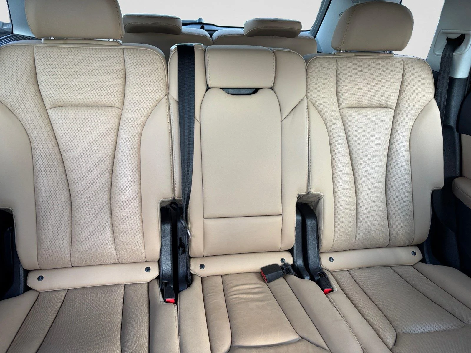 Used 2023 Glacier White Metallic Audi Premium Plus image 18