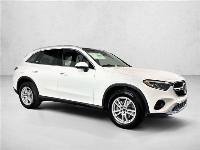 New 2026 Polar White Mercedes-Benz GLC 300 image 33