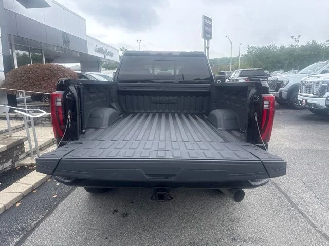 Used 2025 Black GMC Denali image 30