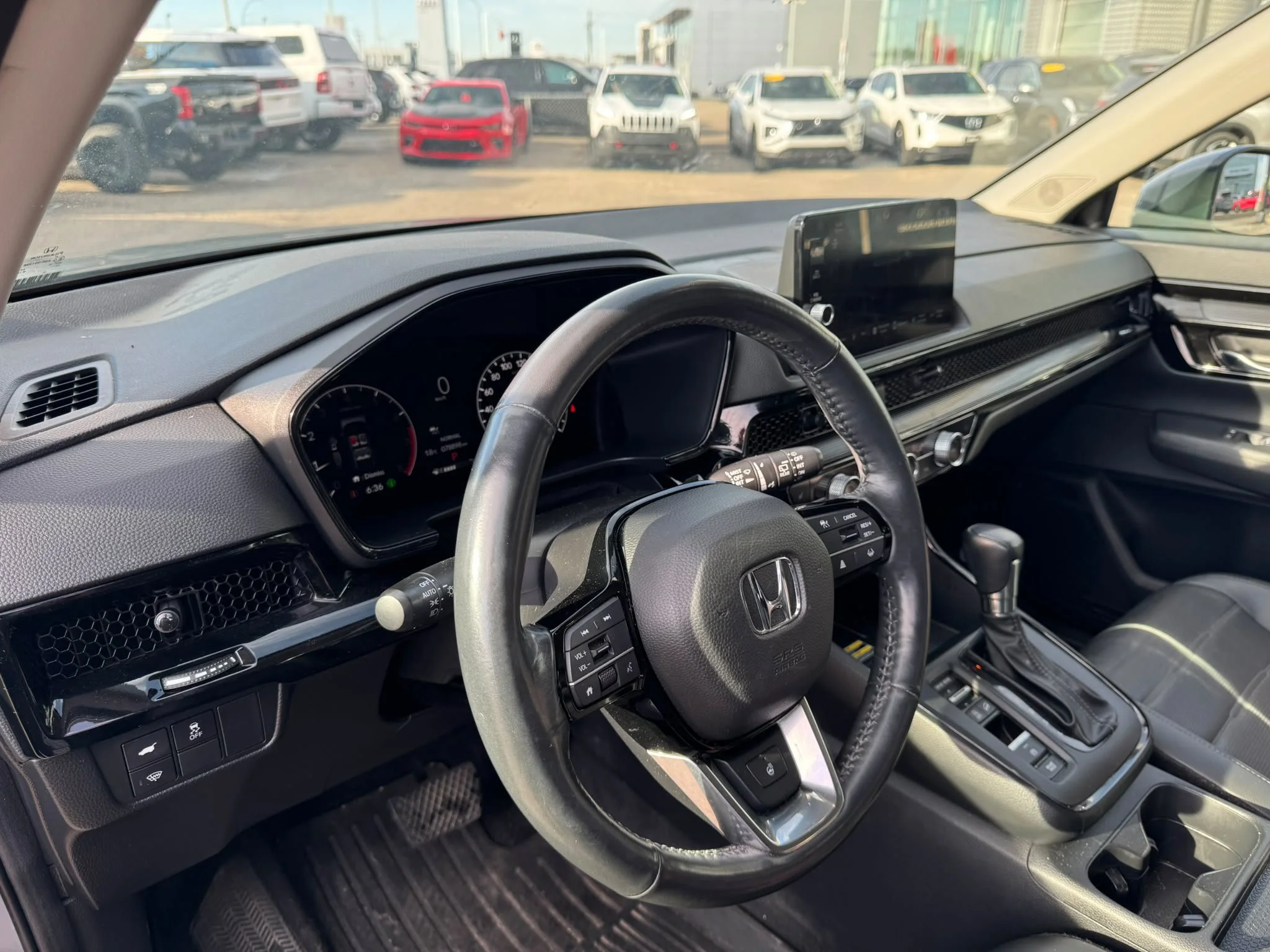 Certified Used 2023 Gray Honda EX-L image 6