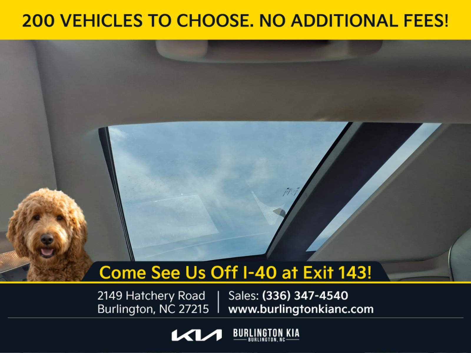 Used 2015 Gloss Black Chrysler 300C image 9