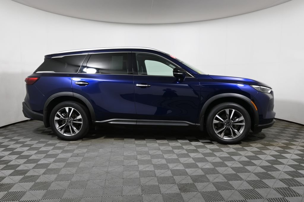 Certified Used 2023 Blue INFINITI LUXE image 8