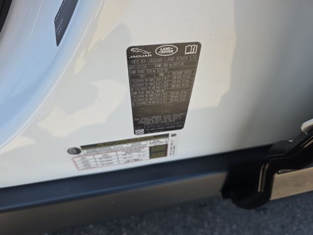 New 2026 Fuji White Land Rover X-Dynamic SE image 24