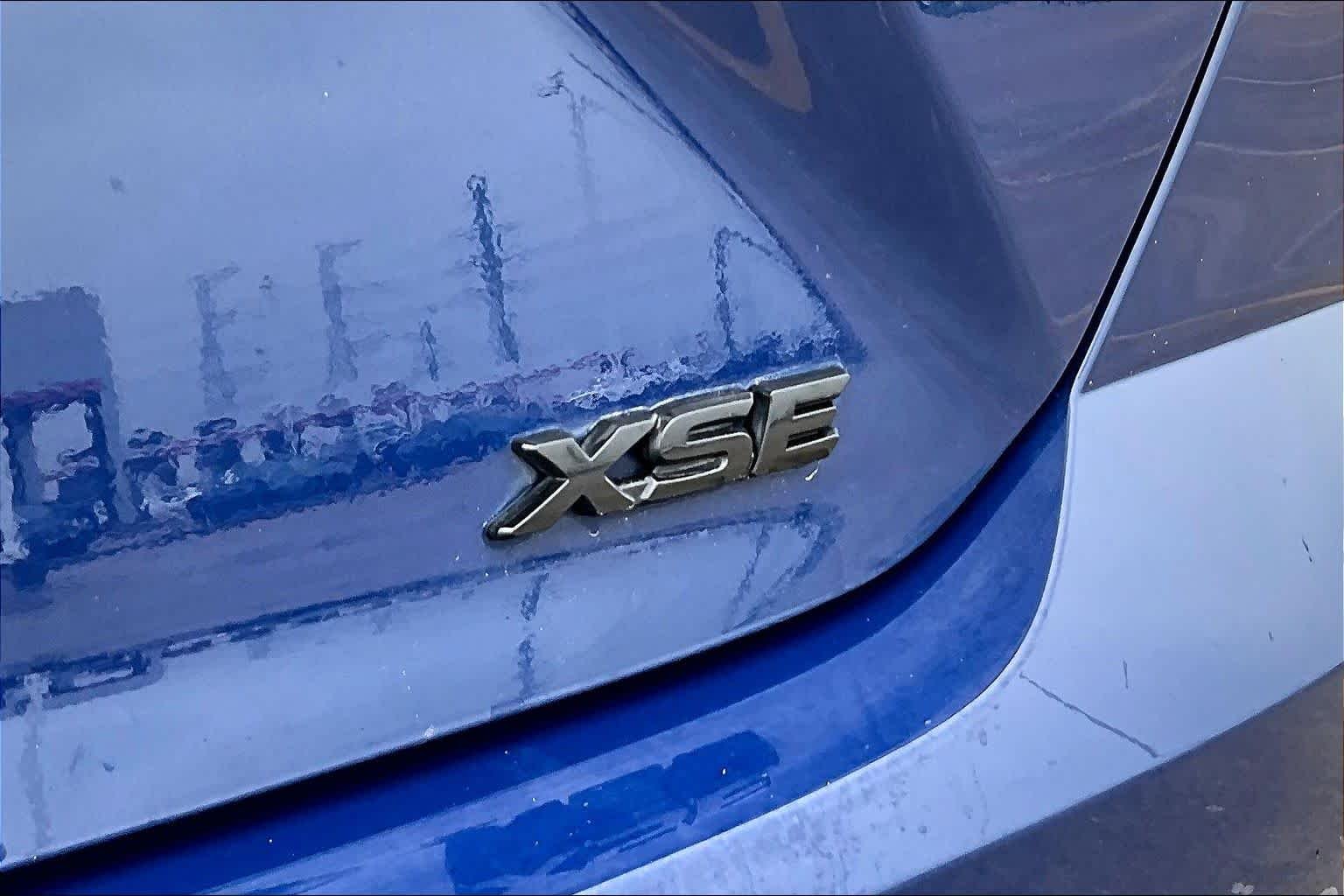 Used 2025 Reservoir Blue Toyota XSE image 10