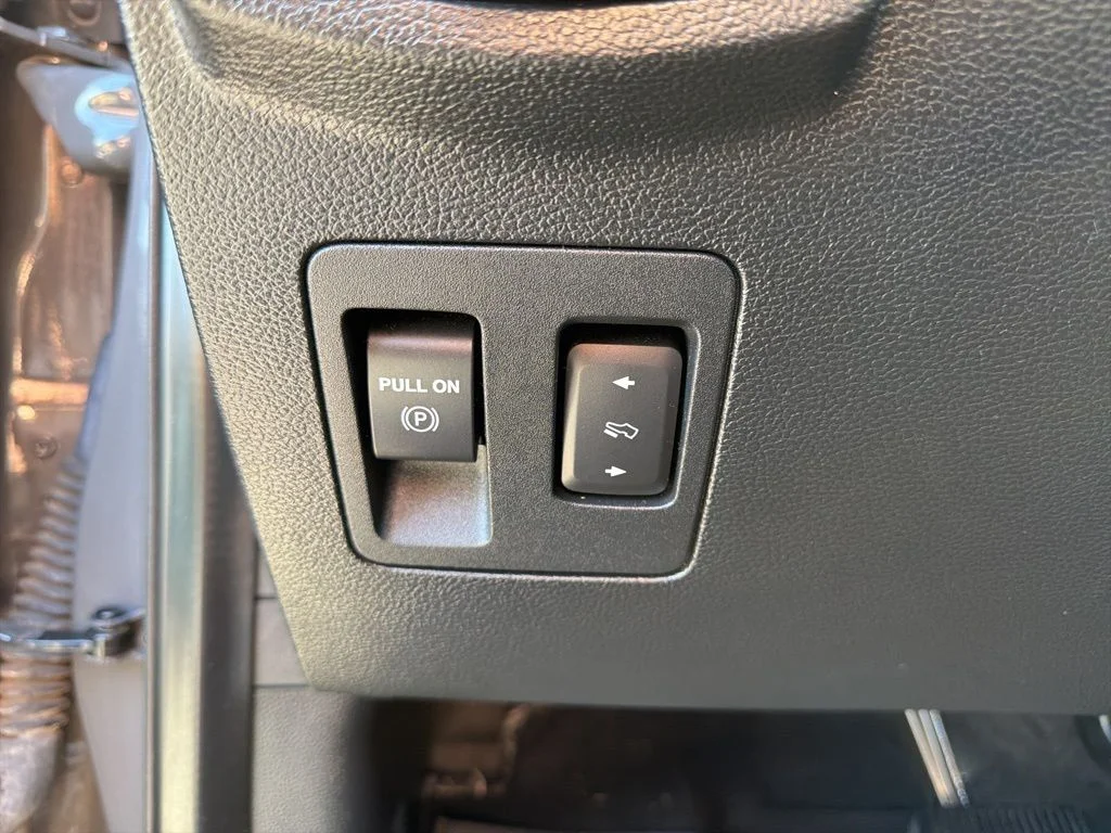 Used 2020 Gray Ford Raptor image 37