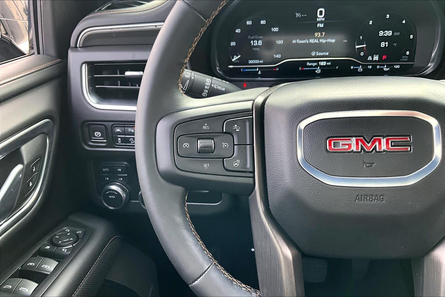Used 2024 Onyx Black GMC AT4 image 24