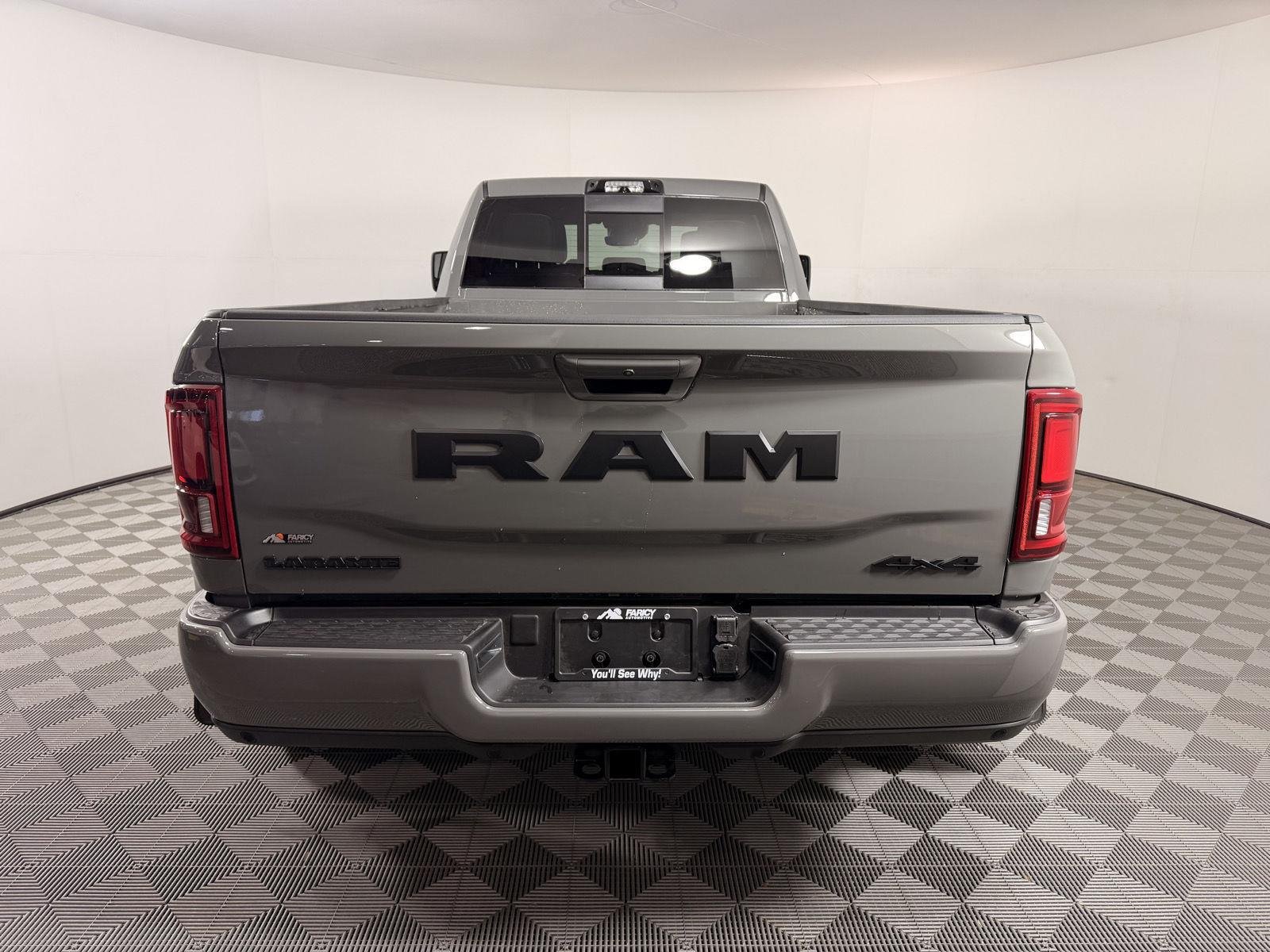 2026 RAM 3500 Laramie - Photo 4