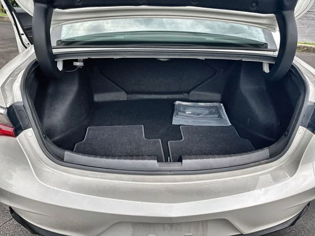 Used 2020  Acura Premium Package image 25