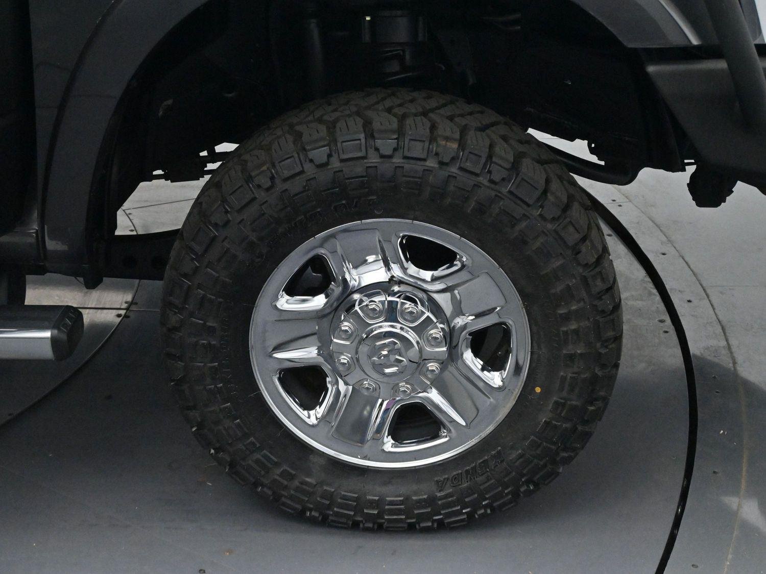 2022 RAM Ram 3500 Pickup Laramie - Photo 34