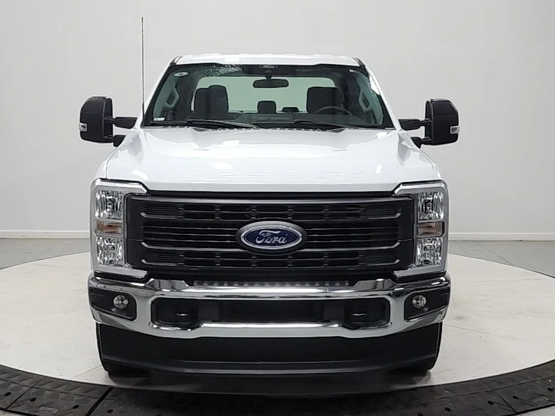 Used 2024 Oxford White Ford XL image 2