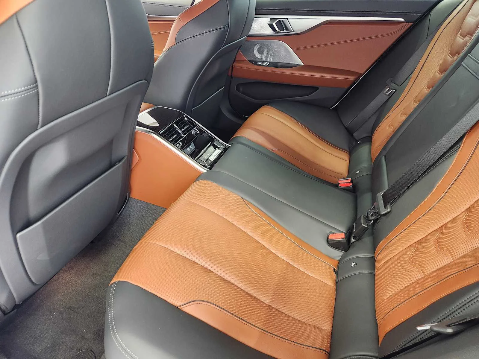 New 2026 Mineral White Metallic BMW 840i image 7