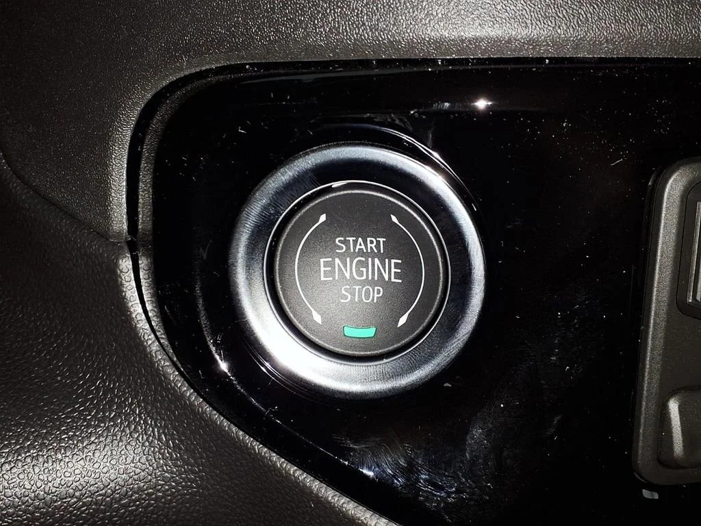 New 2026 Summit White GMC SLT image 14