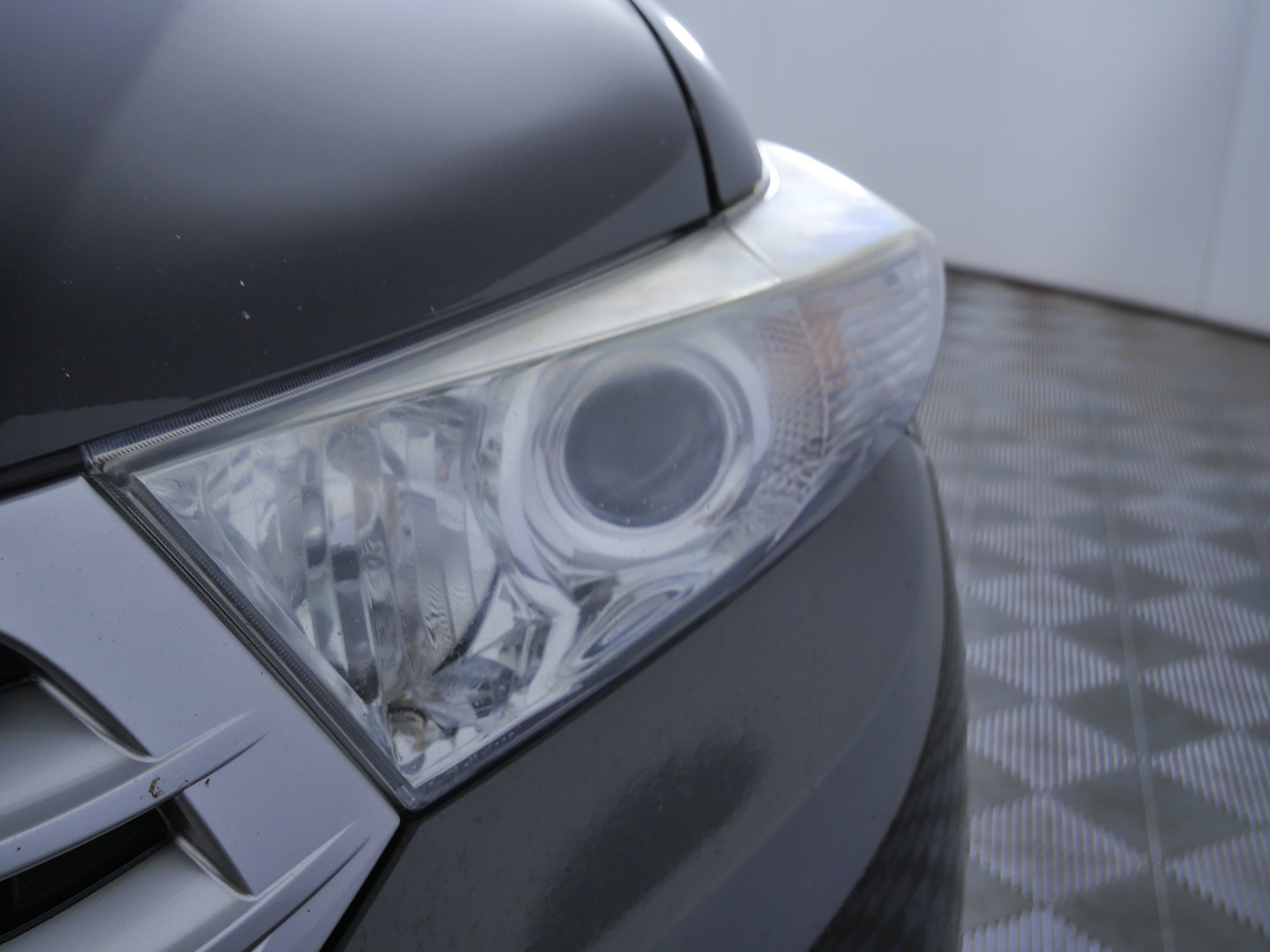 Used 2013 Black Toyota Limited image 16