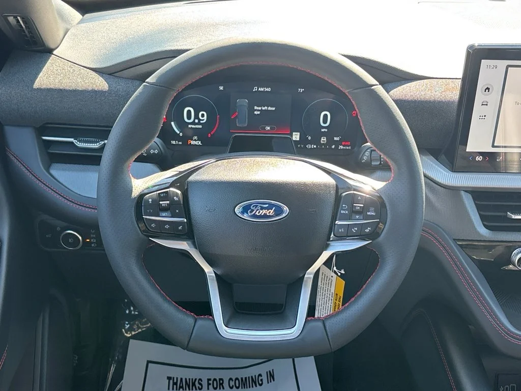 New 2027 Star White Metallic Tri-Coat Ford ST-Line image 25