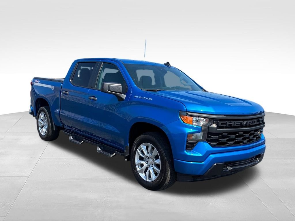 Used 2022 Blue Chevrolet Custom image 7