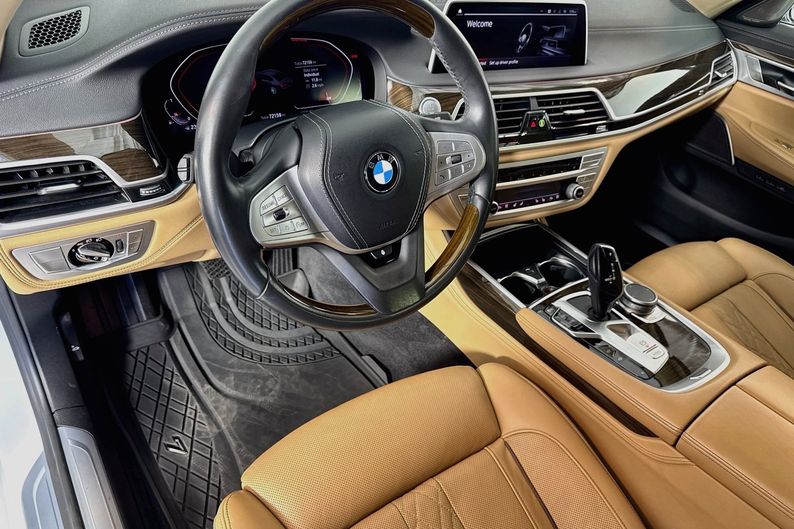 Used 2020 Mineral White Metallic BMW 740i image 9