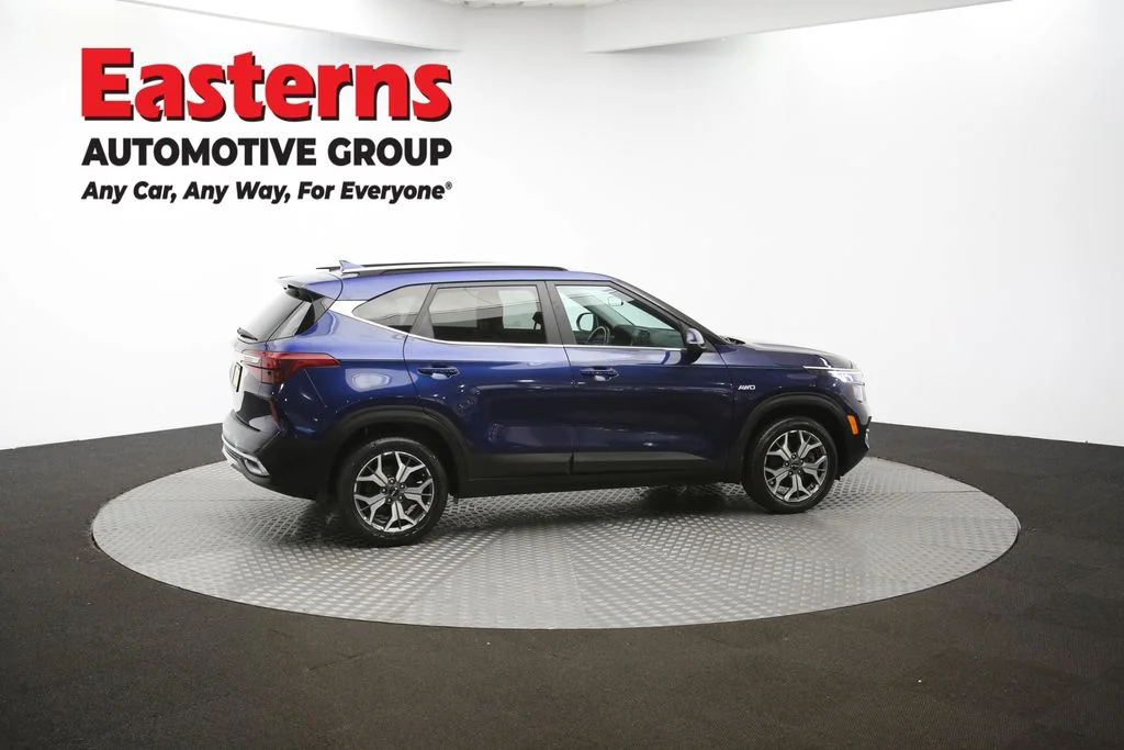 Used 2022 Blue Kia EX image 44