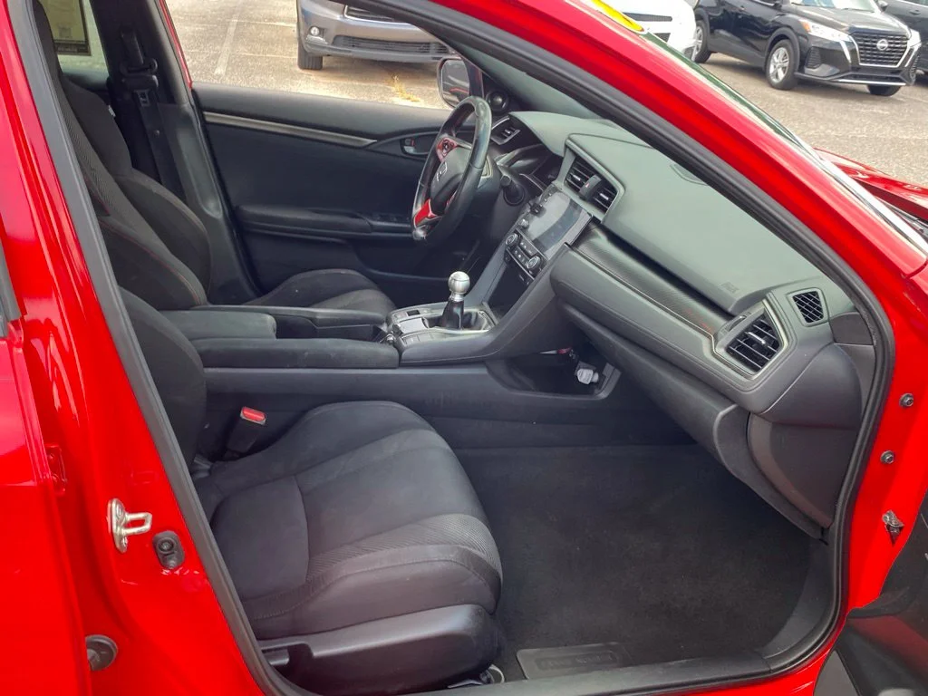 Used 2019  Honda Si image 16