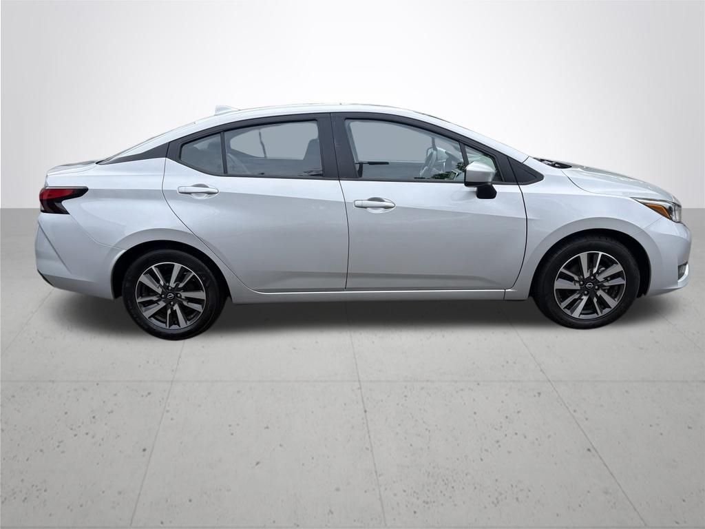 Used 2025 Brilliant Silver Metallic Nissan 1.6 SV image 6