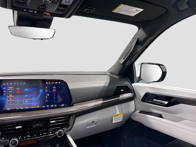 2025 Chevrolet Suburban Premier - Photo 28