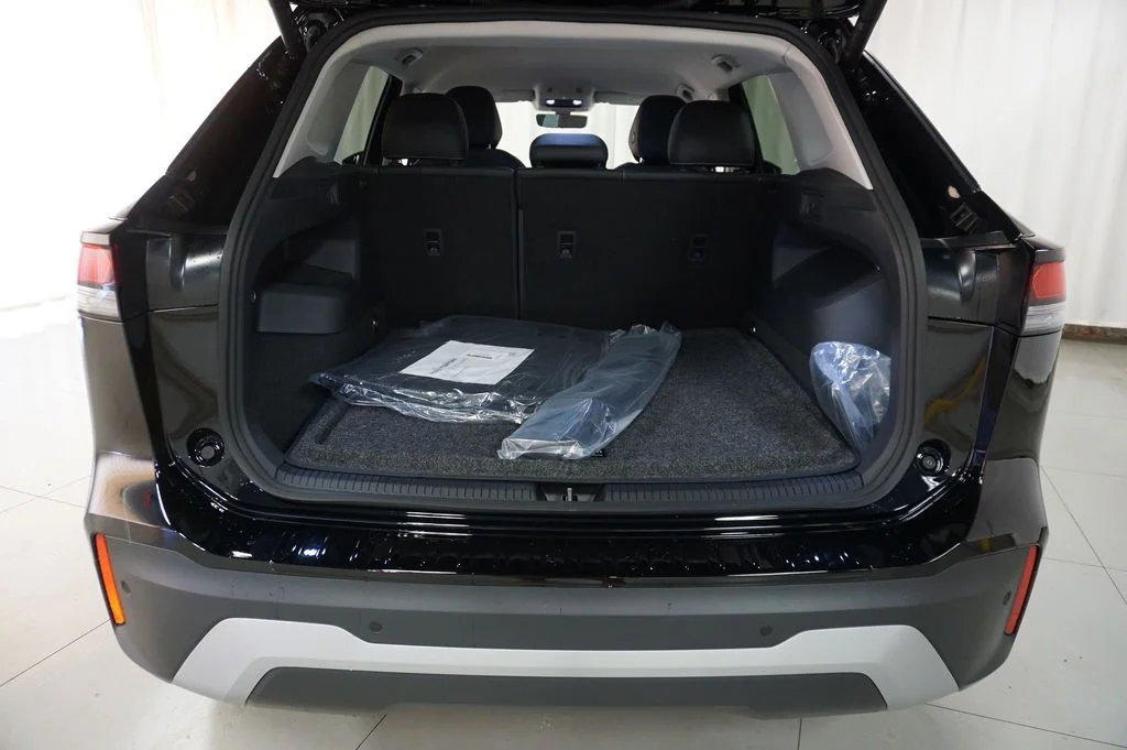 New 2026 Black Volkswagen SE image 28