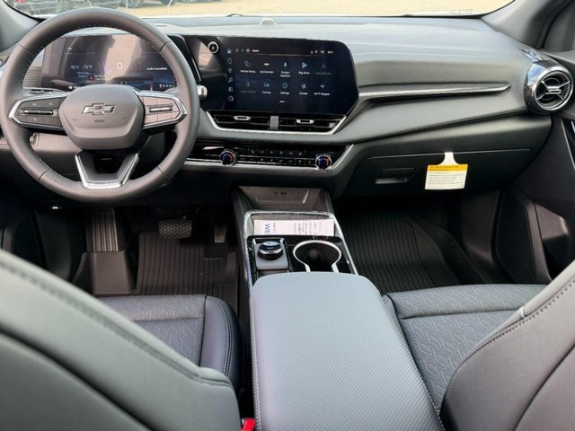 New 2027 Summit White Chevrolet LT image 5