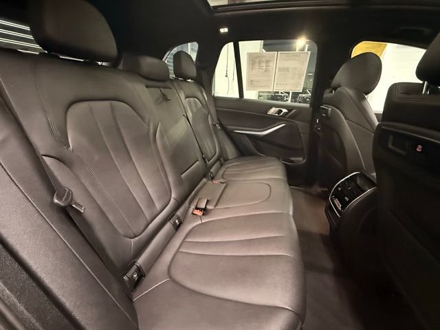 2022 BMW X5 40i - Photo 18