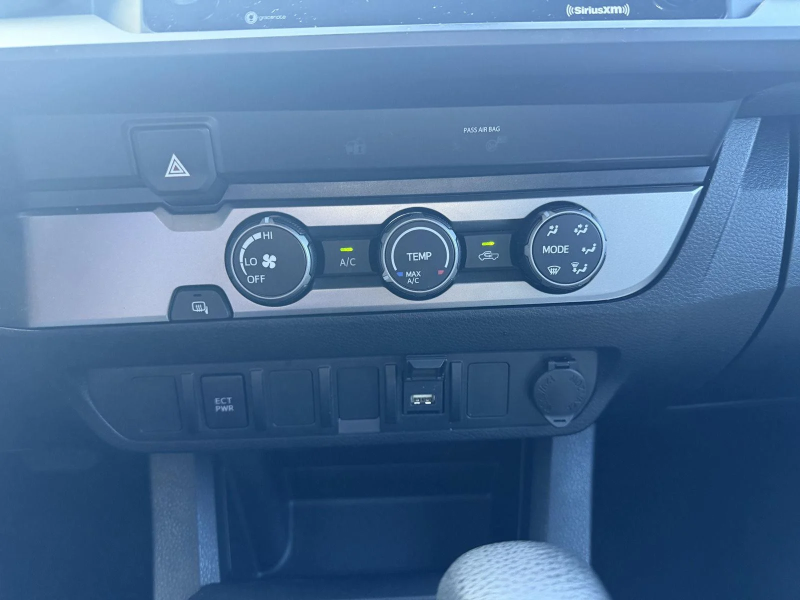 Used 2022 White Toyota SR image 14