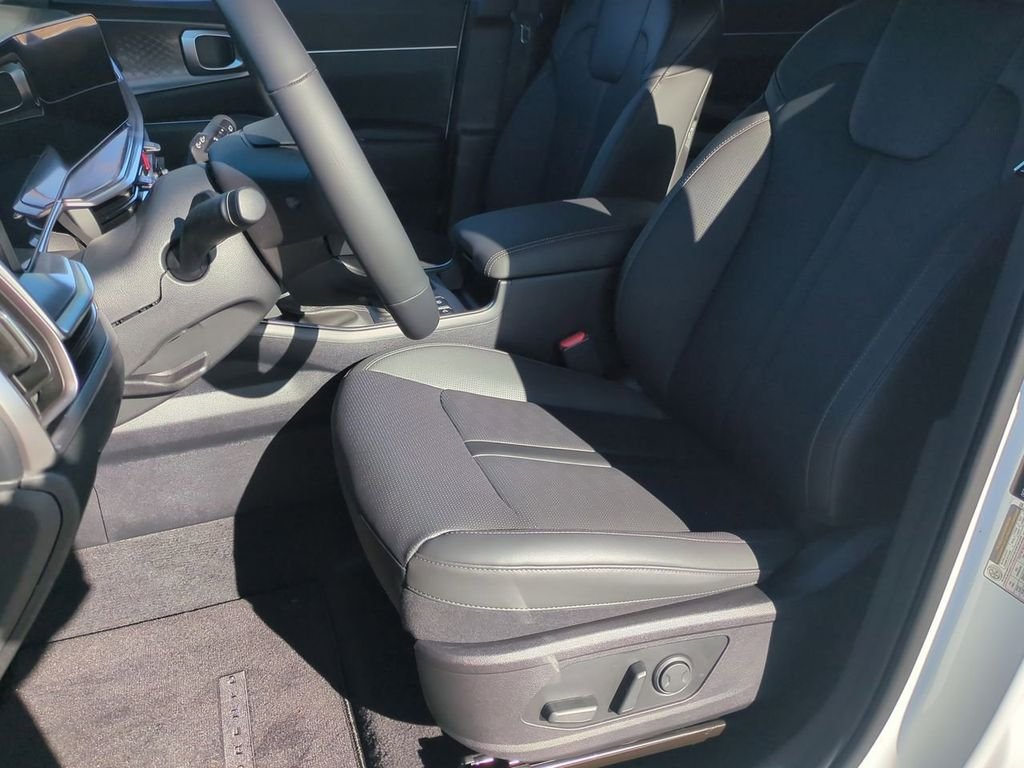 2026 Kia Sorento S - Photo 18