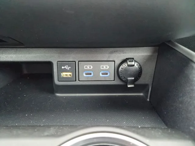 Used 2022 Gray Toyota XLE image 29