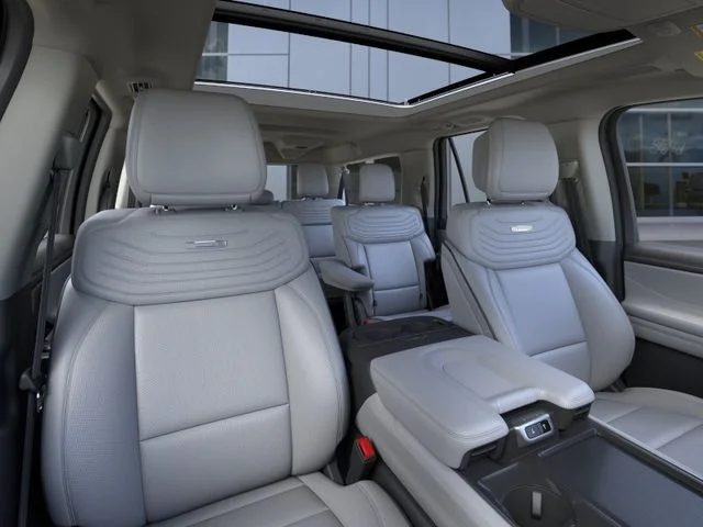 New 2026 Star White Metallic Tri-Coat Ford MAX Platinum® image 10