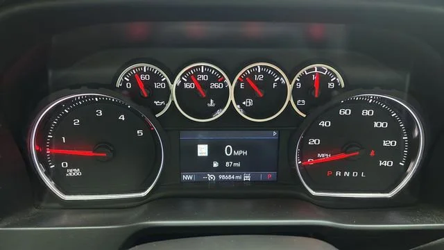 Used 2022 Summit White Chevrolet LTZ image 14