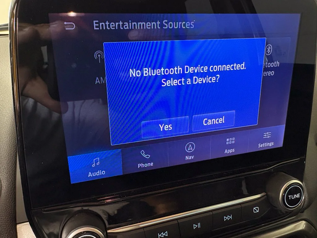 Used 2020 White Ford SE image 33