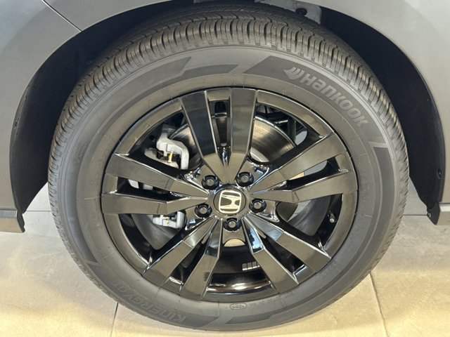 2026 Honda HR-V Sport - Photo 13