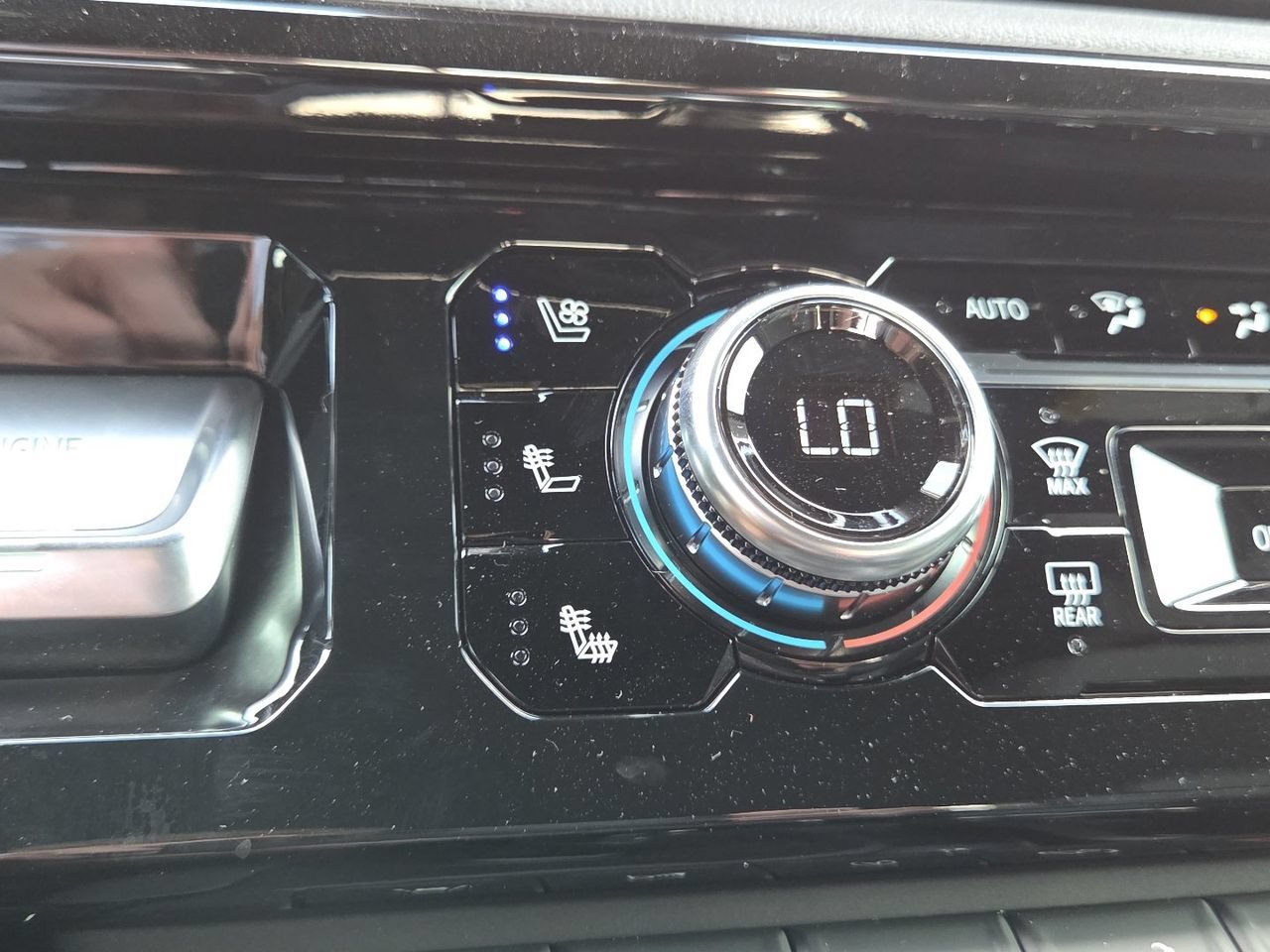 2026 GMC Sierra 1500 AT4 - Photo 6
